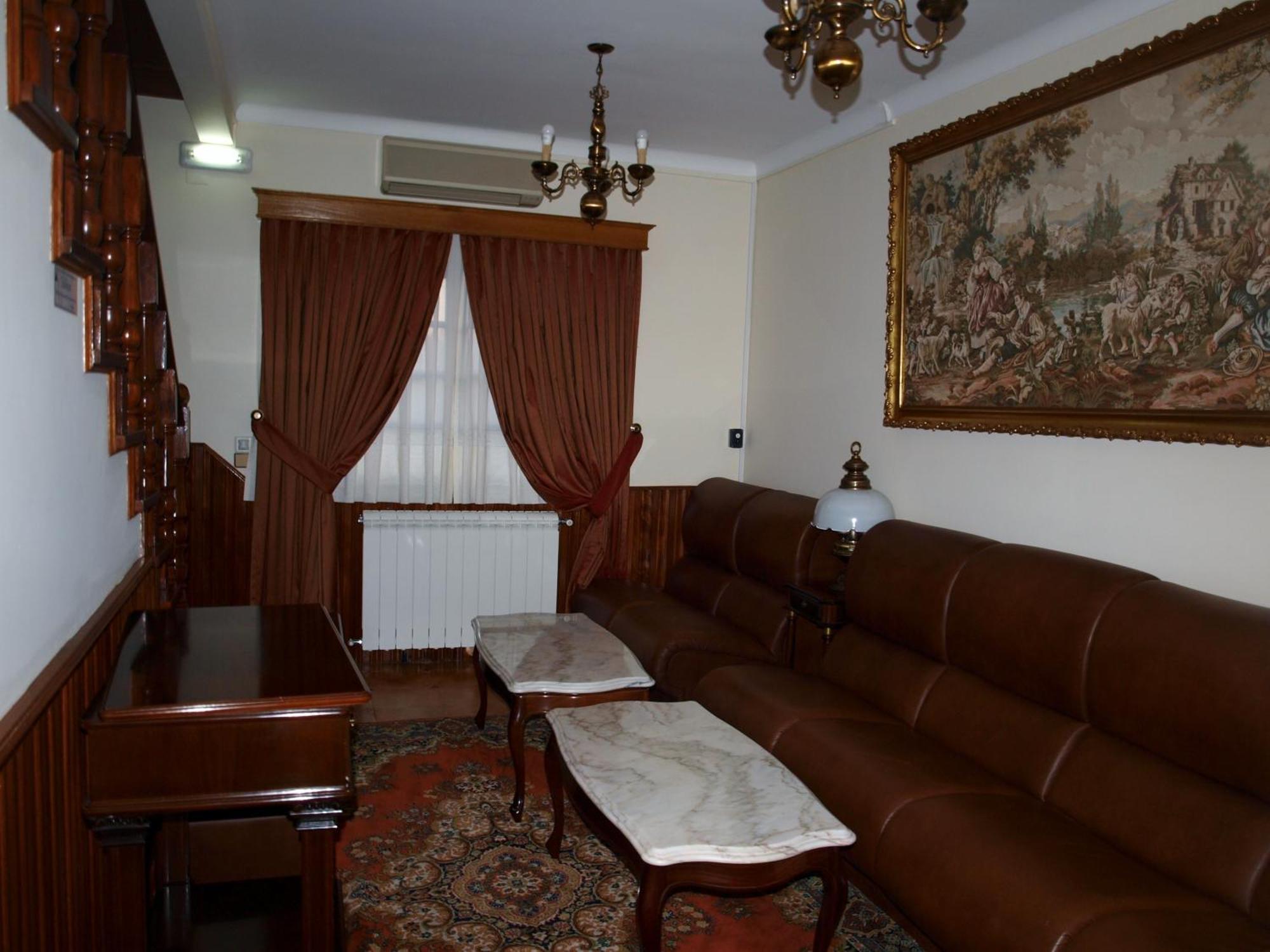 Residencial Sra. Da Lomba Hotel Pinhancos Bagian luar foto