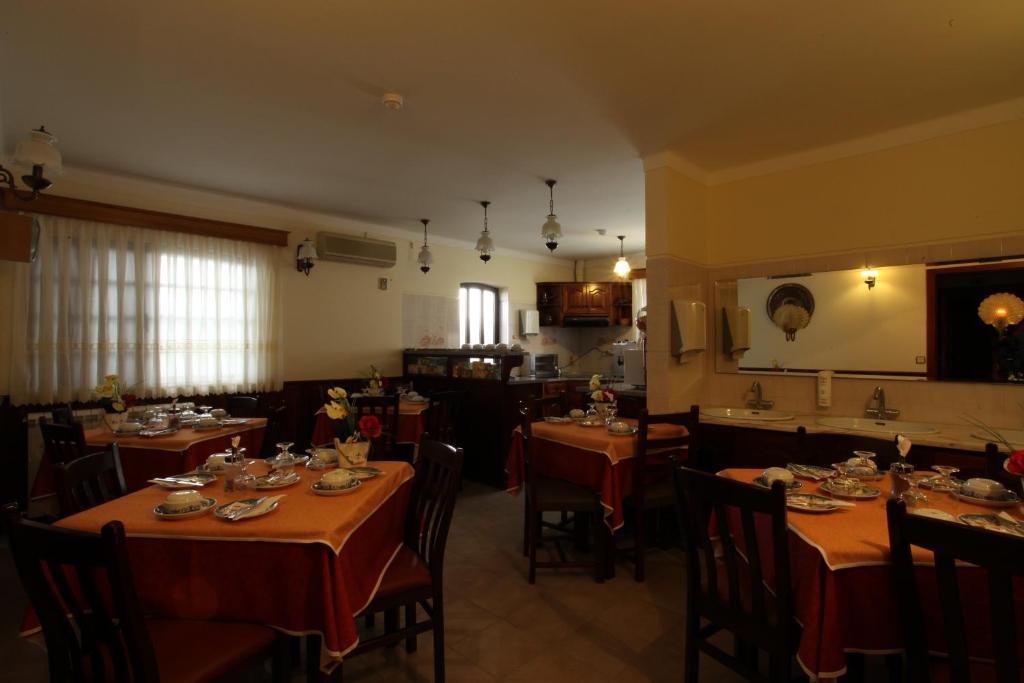 Residencial Sra. Da Lomba Hotel Pinhancos Bagian luar foto